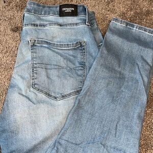 Denizen by Levi’s high rise skinny jeans size 14